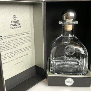 GRAN PATRON PLATINUM SILVER TEQUILA CRYSTAL GLASS BOTTLE WITH DISPLAY CASE-EMPTY